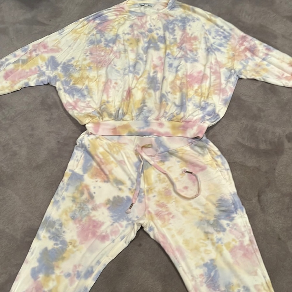Young fabulous & broke matching set sweat shirt pants joggers tie dye Juliette